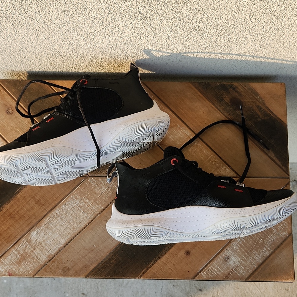 Curry Under Armour View 2